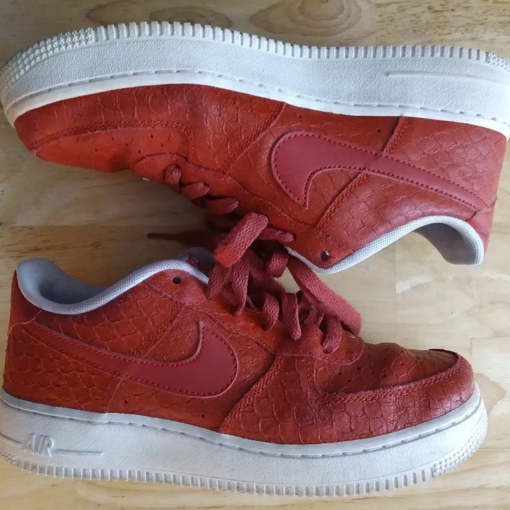 Nike Air Force 1 Lv8 GS Shoes Size 7y Red White 820438 600